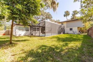 Gallery image of Heated pool short drive to beach in Ormond Beach