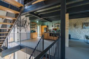 Φωτογραφία από το άλμπουμ του Beautiful renovated farmhouse in Dordogne σε Saint-Germain-de-Belvès