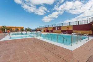 Бассейн в Casa Lita или поблизости +14 фотографий