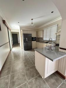 Nhà bếp/bếp nhỏ tại Hanberry Luxury Cottage