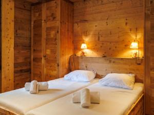 Postel nebo postele na pokoji v ubytování Apartment Rosablanche D Attique by Interhome