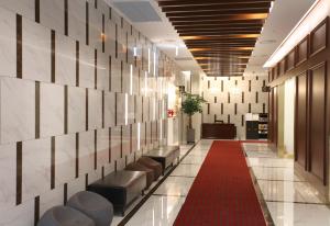 The lobby or reception area at Hotel Skypark Kingstown Dongdaemun