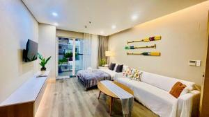 Televisyen dan/atau pusat hiburan di Lam house