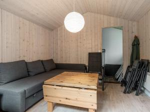 Χώρος καθιστικού στο Holiday Home Edle - from the sea by Interhome +11 φωτογραφίες