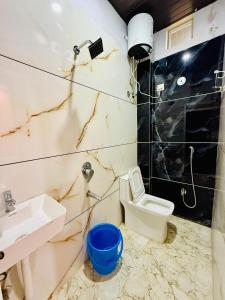 Koupelna v ubytování Shree vinayak rooms