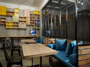 Televisyen dan/atau pusat hiburan di Tango Inn Taipei Jihe