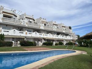 Bazén v ubytování Playa Royal Beach apartment, Calahonda nebo v jeho okolí