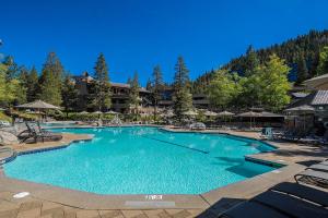 Bazén v ubytování Everline Resort & Spa #528 nebo v jeho okolí