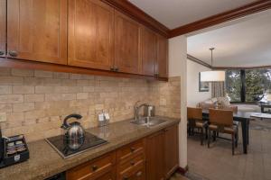 Kuchyň nebo kuchyňský kout v ubytování Everline Resort & Spa #526 & #528