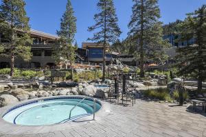 Bazén v ubytování Everline Resort & Spa #526 & #528 nebo v jeho okolí