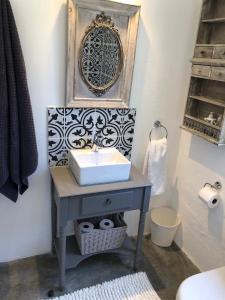 Gallery image of The Stanford Getaway Entire House - Pet Friendly in Stanford