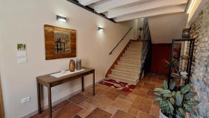 GaiarineにあるBorgo Botolの階段、テーブル、階段