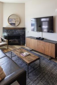 Φωτογραφία από το άλμπουμ του 2 Bedroom 2 BATH Condo with Pool, Sauna, Views & MORE σε Heber City +42 φωτογραφίες