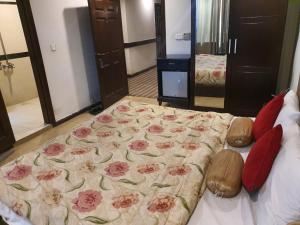 Fotografie z fotogalerie ubytování Hotel The Grand Inn Lahore v destinaci Lahore