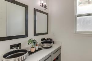 Φωτογραφία από το άλμπουμ του Luxe Retreat with Patio and Fenced Yard in Waxahachie! σε Waxahachie +32 φωτογραφίες