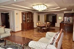 Billede fra billedgalleriet på Karvan-N i Toshkent-Passajir Bekati