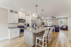 Gallery image of Beaufort Villas #C in Beaufort +10 photos