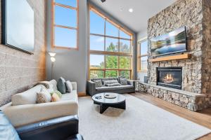Posezení v ubytování Mountain Getaway Deck Spacious Kitchen