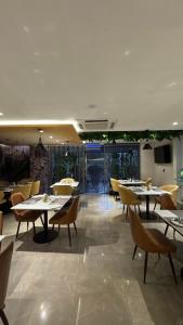 Χώρος καθιστικού στο TAJ Executive Hotel With Premium Services