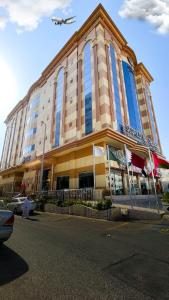 Το κτήριο όπου στεγάζεται  το ξενοδοχείο