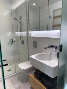 Koupelna v ubytování Downtown Studio Rental + 5 fotografií