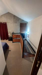a room with a kitchen with a counter top at La Loma del Valle in Tanti