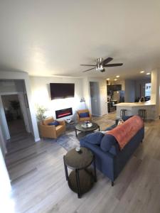 Χώρος καθιστικού στο StarLuxe Stay and Play