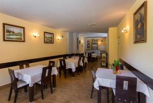 Nhà hàng/khu ăn uống khác tại Hera Guest House