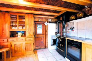 Η κουζίνα ή μικρή κουζίνα στο Chalet Alpage