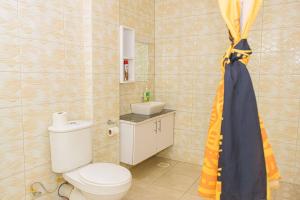 Ένα μπάνιο στο PAWA Homestays Nanyuki California +37 φωτογραφίες