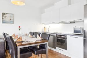 Η κουζίνα ή μικρή κουζίνα στο Apartment in beautiful Korshamn by the sea +17 φωτογραφίες