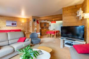 Μια τηλεόραση ή/και κέντρο ψυχαγωγίας στο Ourson 3