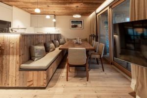 Μια τηλεόραση ή/και κέντρο ψυχαγωγίας στο Antarès ORION 001 - luxury apartment ski inski out