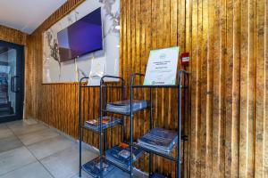Televisyen dan/atau pusat hiburan di SuperStay Sefaköy Otel
