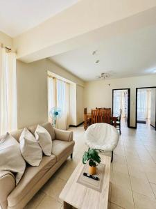 Posezení v ubytování Magallanes Residences Condominium 211&212B