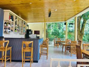 Băuturi la SKA The Boutique Naguru
