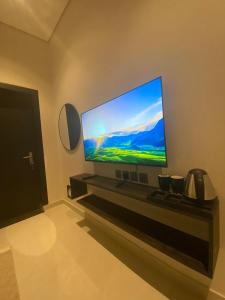 Televisyen dan/atau pusat hiburan di Simple studio