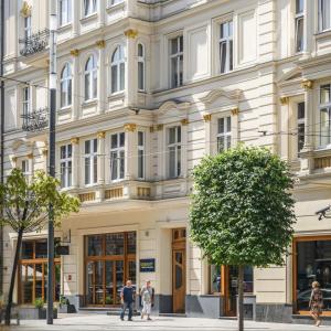 Το κτήριο όπου στεγάζεται  το ξενοδοχείο διαμερισμάτων
