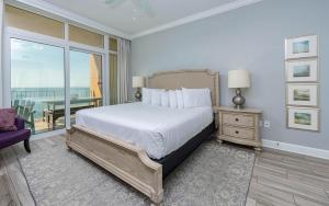 Voodi või voodid majutusasutuse Phoenix Gulf Shores 1903-1 condo toas +39 fotot