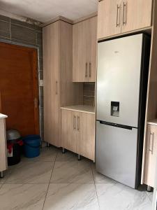 Η κουζίνα ή μικρή κουζίνα στο Zenzofarming +18 φωτογραφίες