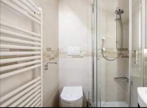 Ένα μπάνιο στο Suite 35 nel centro storico di Siena in the historic center of Siena +8 φωτογραφίες