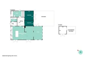 ein Grundriss eines Hauses in der Unterkunft Smukt Familiesommerhus I Vejby in Vejby Strand
