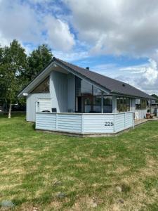 Bygningen som feriehuset ligger i