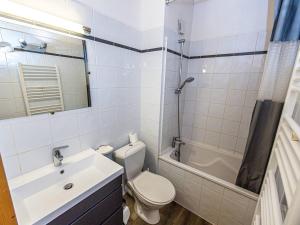 Ένα μπάνιο στο Chalet spacieux à Plagne Soleil, 8 pers, WiFi - FR-1-351-83 +15 φωτογραφίες