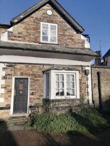 Gallery image of Charming three bedroom house with a walled garden in Bideford +9 photos