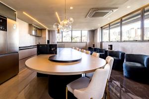 Et opholdsområde på Charlie Skyline Moinhos