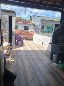 una vista desde el tejado de una casa en Quarto para alugar para cop 30, en Ananindeua