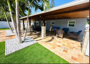 Κήπος έξω από το Family-Ready 3 BDR Oasis Near Pompano Beach