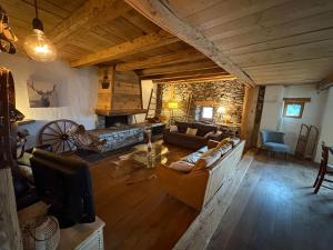 Χώρος καθιστικού στο Chalet au cœur de la haute Tarentaise