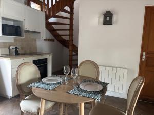 Gallery image of Maison de charme avec piscine in La Rochefoulques